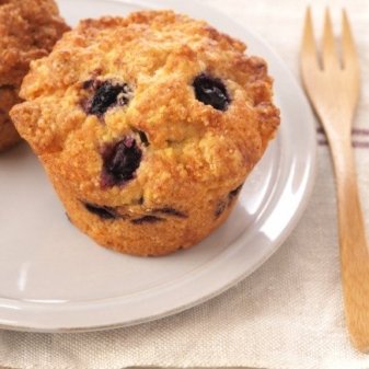 Muffin de mirtilo com batata-doce