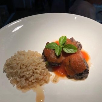 Almondegas recheada com queijo